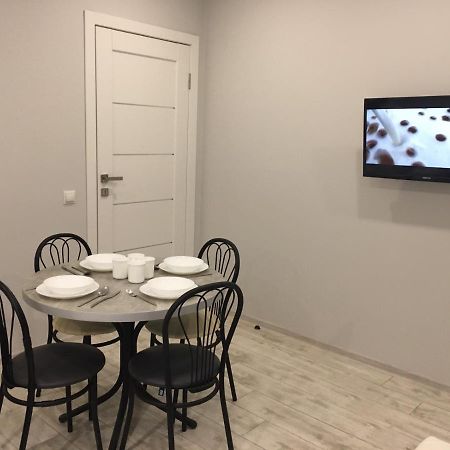 Welcome Apartments В Центре Uzhhorod Ngoại thất bức ảnh