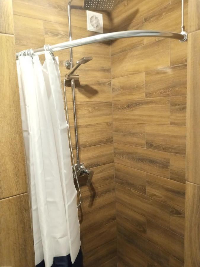 Welcome Apartments В Центре Uzhhorod Ngoại thất bức ảnh