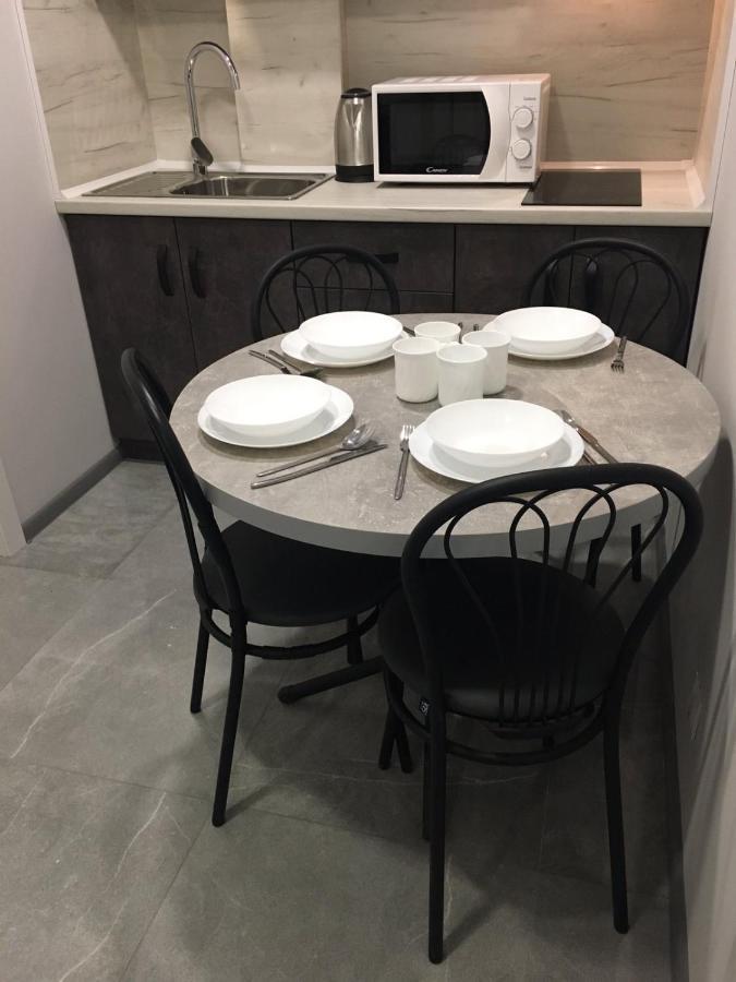 Welcome Apartments В Центре Uzhhorod Ngoại thất bức ảnh
